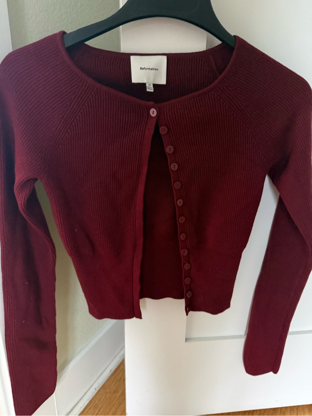 NWOT Reformation Ribbed Button-Front Cardigan - Wine